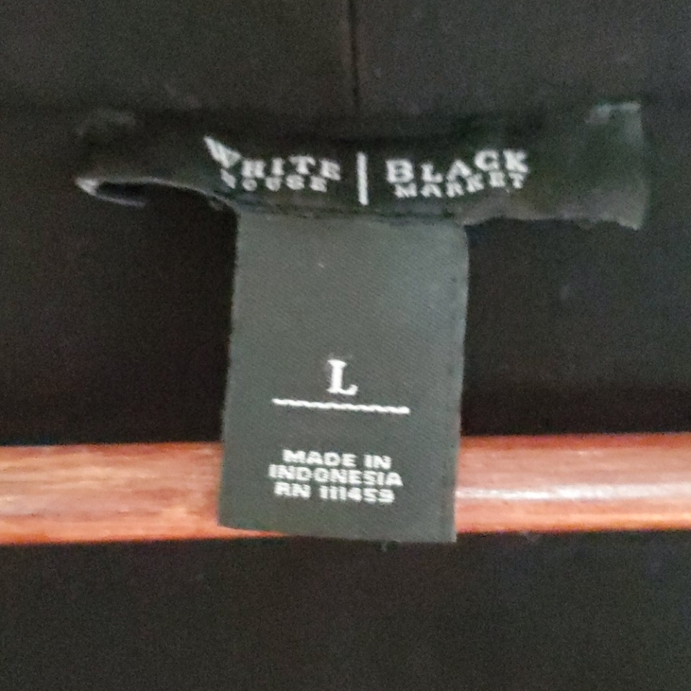 White House Black Market 3/4 sleeve top - Picture 3 of 4